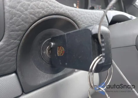 2010 Porsche Cayenne из США, поврежденный, VIN WP1AA2AP7ALA12413